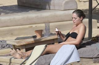 Olympia Valance feet photo 7