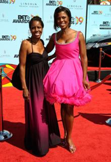 Omarosa Manigault Newman feet photo 17