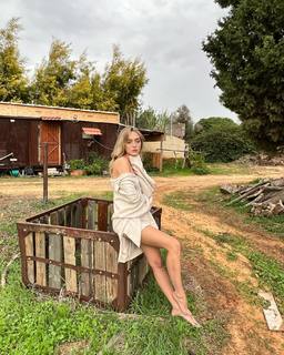 Omer Nudelman feet photo thumbnail