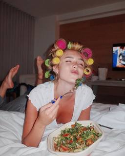 Omer Nudelman feet photo thumbnail