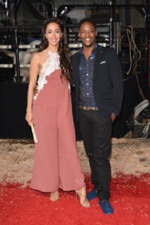 Oona Chaplin feet photo thumbnail