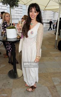 Oona Chaplin feet photo thumbnail