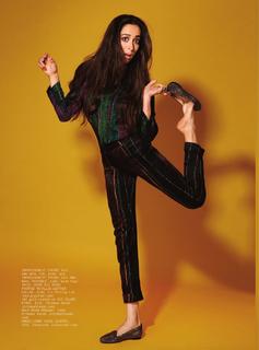 Oona Chaplin feet photo thumbnail