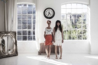 Oona Chaplin feet photo thumbnail