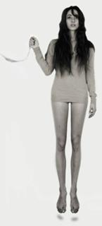 Oona Chaplin feet photo thumbnail