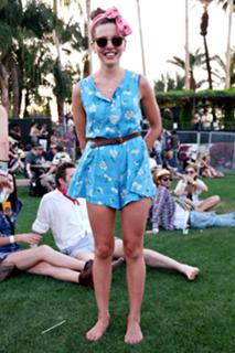 Ophelia Lovibond feet photo thumbnail