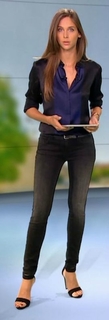 Ophélie Meunier feet photo 7