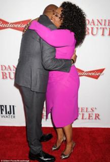 Oprah Winfrey feet photo thumbnail