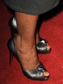 Oprah Winfrey feet photo thumbnail