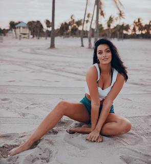 Oriana Sabatini feet photo 5