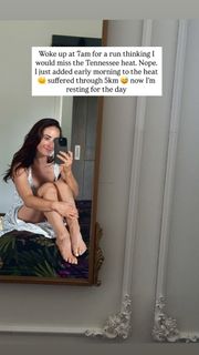 Orissa Kelly feet photo 3
