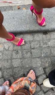 Orla Chennaoui feet photo 17