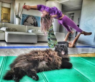 Ornella Muti feet photo thumbnail