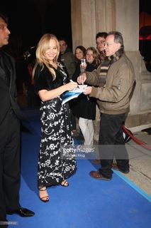 Ornella Muti feet photo thumbnail