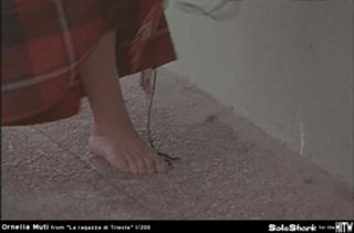 Ornella Muti feet photo thumbnail