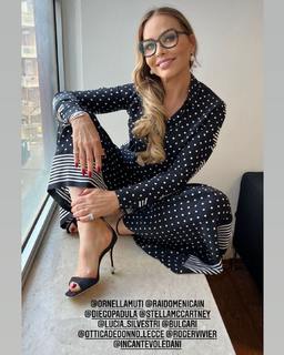 Ornella Muti feet photo thumbnail