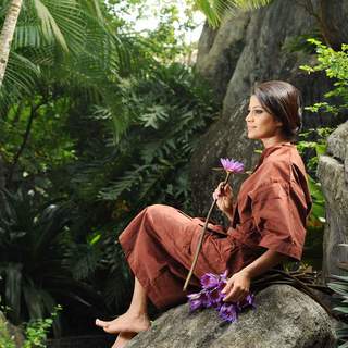 Oshadi Himasha Chavindi feet photo 1