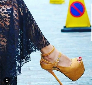 Oshadi Himasha Chavindi feet photo 9