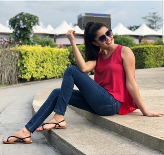 Oshadi Himasha Chavindi feet photo 15