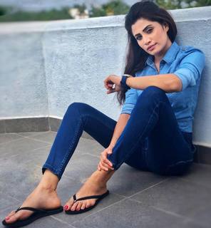 Oshadi Himasha Chavindi feet photo 20