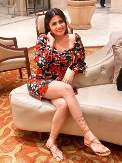 Oshadi Himasha Chavindi feet photo 1