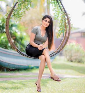 Oshadi Himasha Chavindi feet photo 20