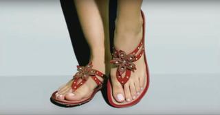 Osmariel Villalobos feet photo 6