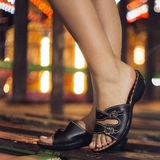 Osmariel Villalobos feet photo 12