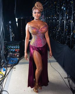 Oti Mabuse feet photo 7
