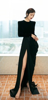 Ou Wang feet photo 17