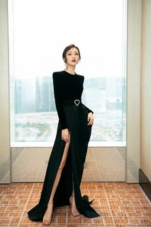 Ou Wang feet photo 2