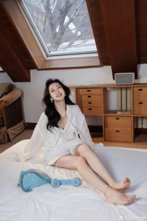 Ou Wang feet photo 7