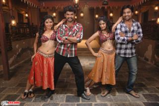 Oviya feet photo 9