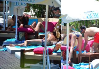 Ozge Ulusoy feet photo 20