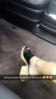 Ozge Ulusoy feet photo 16