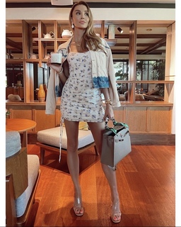 Ozge Ulusoy feet photo 12