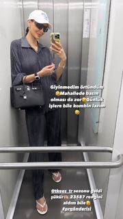 Ozge Ulusoy feet photo 1