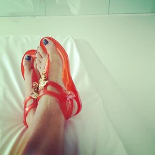 Ozge Ulusoy feet photo 13