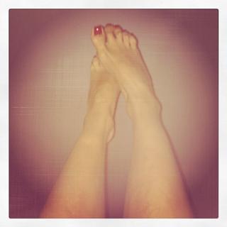 Ozge Ulusoy feet photo 10