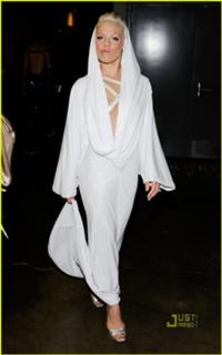 P!nk feet photo thumbnail