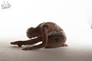 P!nk feet photo thumbnail