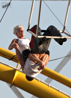 P!nk feet photo thumbnail