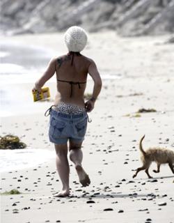 P!nk feet photo thumbnail