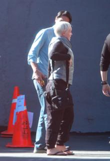 P!nk feet photo thumbnail