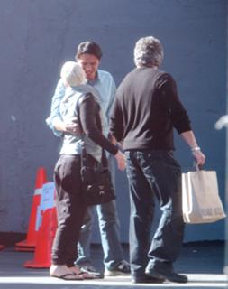 P!nk feet photo thumbnail