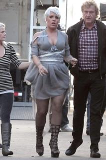 P!nk feet photo thumbnail