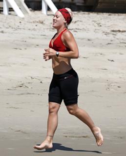 P!nk feet photo thumbnail