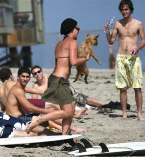 P!nk feet photo thumbnail