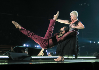 P!nk feet photo thumbnail