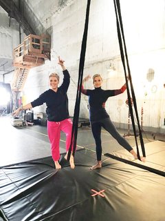 P!nk feet photo thumbnail